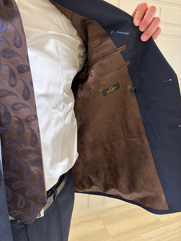 オンオフ兼用出来るダブルブレスト