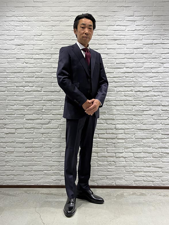 大人の雰囲気漂うブラウン裏地