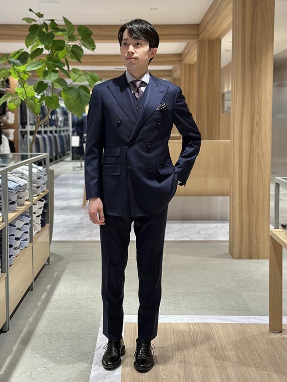 理想を形にした英国クラシックスーツ