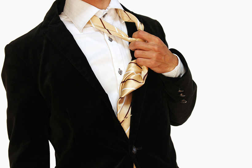 ネクタイの洗濯はokかngか 洗濯できるネクタイとは ビジネスマンのためのスーツ関連コラム オーダースーツなら株式会社オンリー