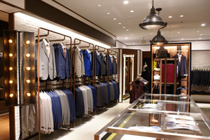 ONLYルクアイーレ店　店内写真03