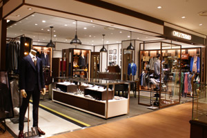 ONLYルクアイーレ店　店内写真09