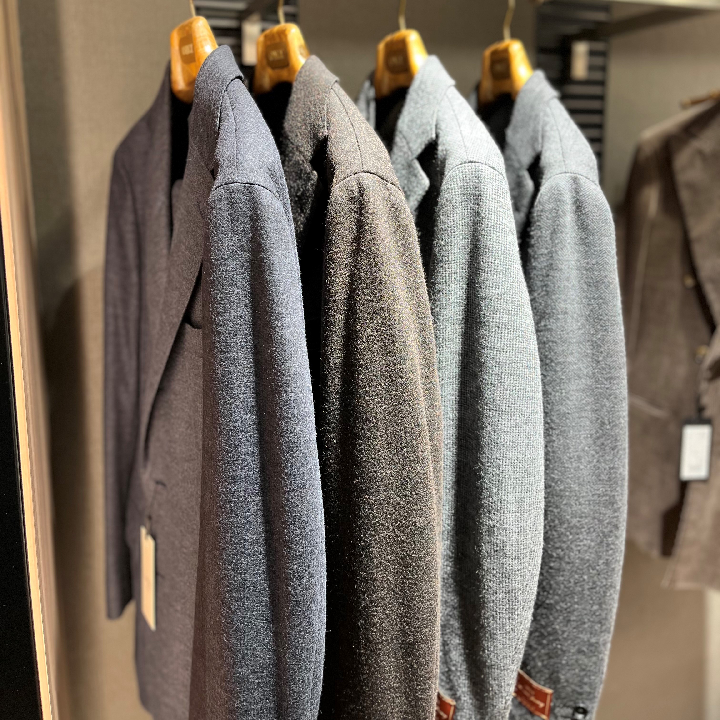 成人式おすすめスーツのご紹介】ONLYクリスタ長堀店 – ONLY SHOP BLOG