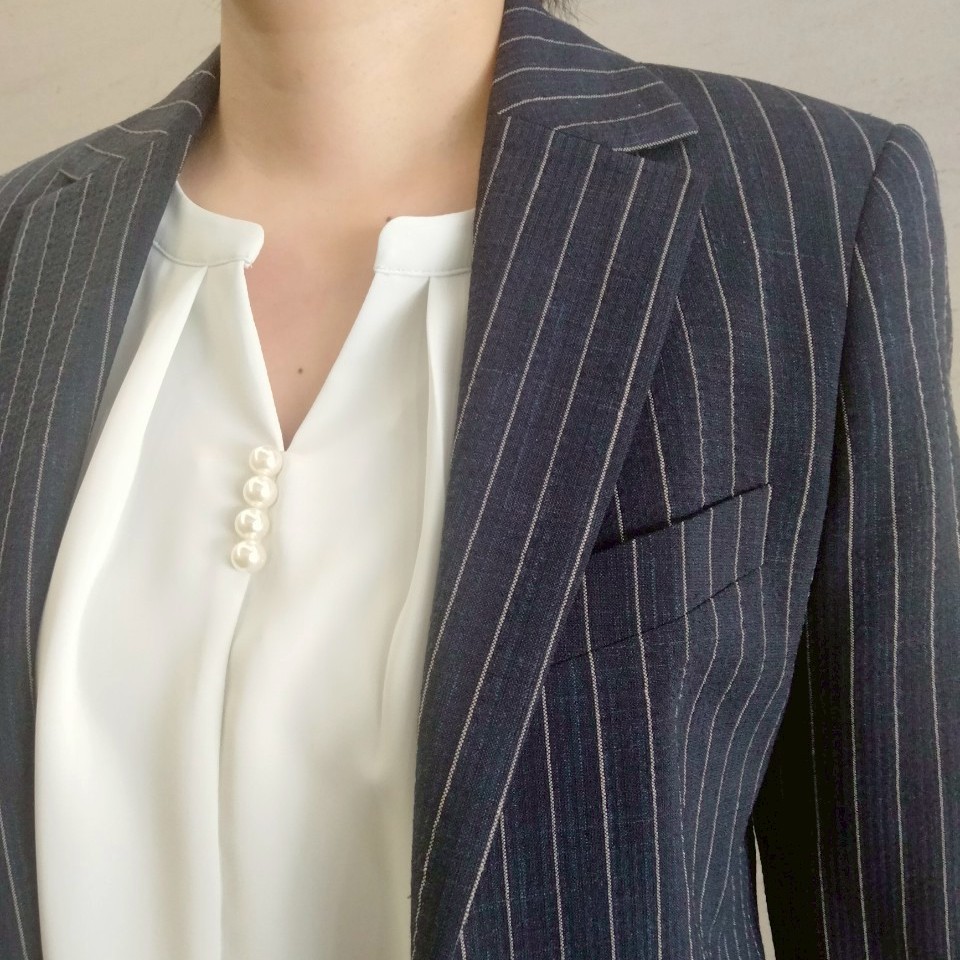 【リネン混✨ネイビーストライプスーツのご紹介】　ONLYWOMEN烏丸店