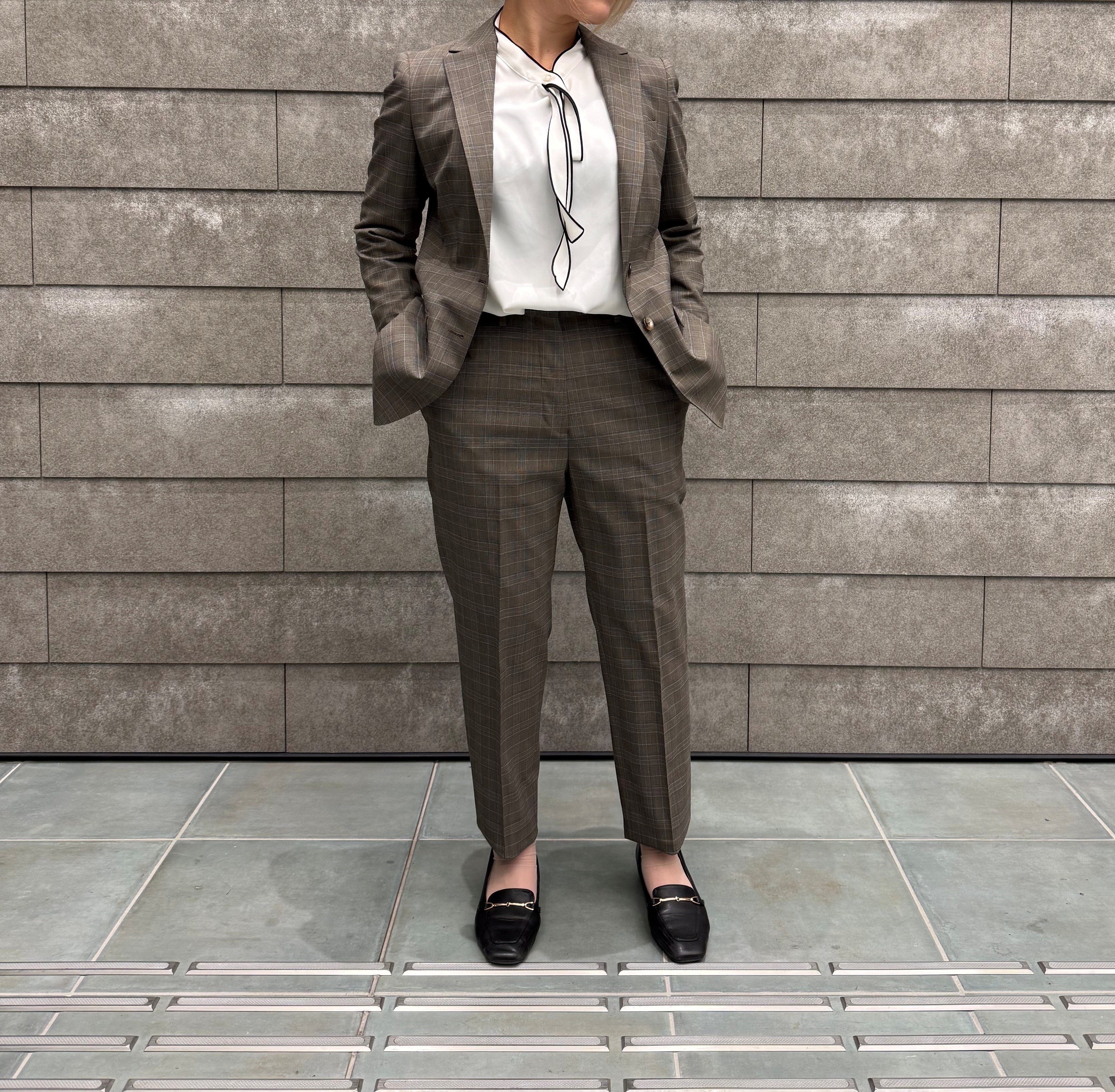 【春に映えるレディースブラウンスーツのご紹介】ONLY福岡天神店