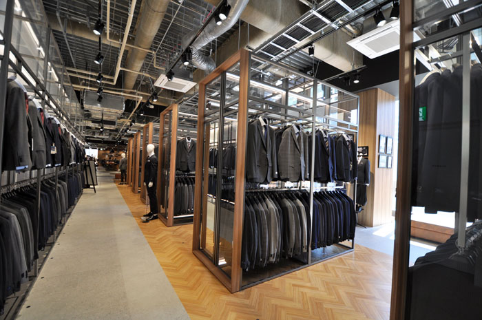 PREMIO TOKYO 有楽町店｜オーダースーツ・スーツのONLY公式通販