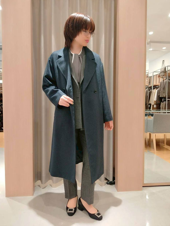 きちんと感と遊び心を両立した一着