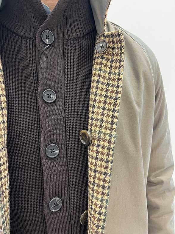 チェックコートでさりげなく洒落感