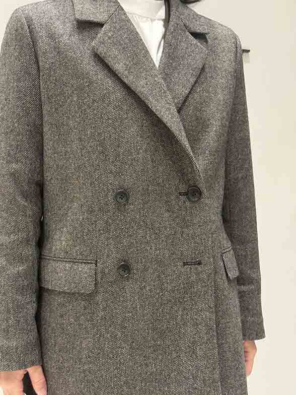 羽織るだけで大人のこなれ感