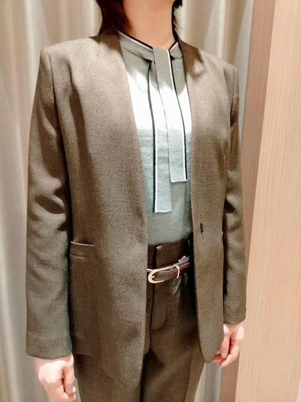 すっきり見えを叶えるブラウンスタイル