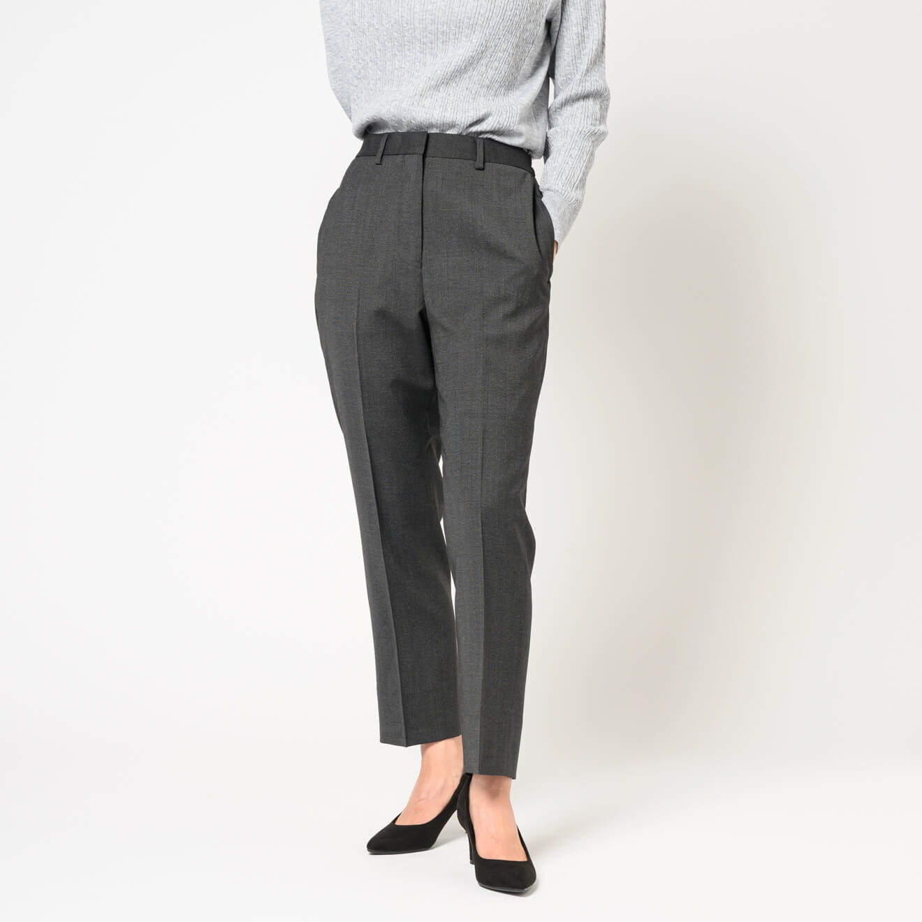 オリベイラ社 ノータッククロップドパンツ チャコール無地