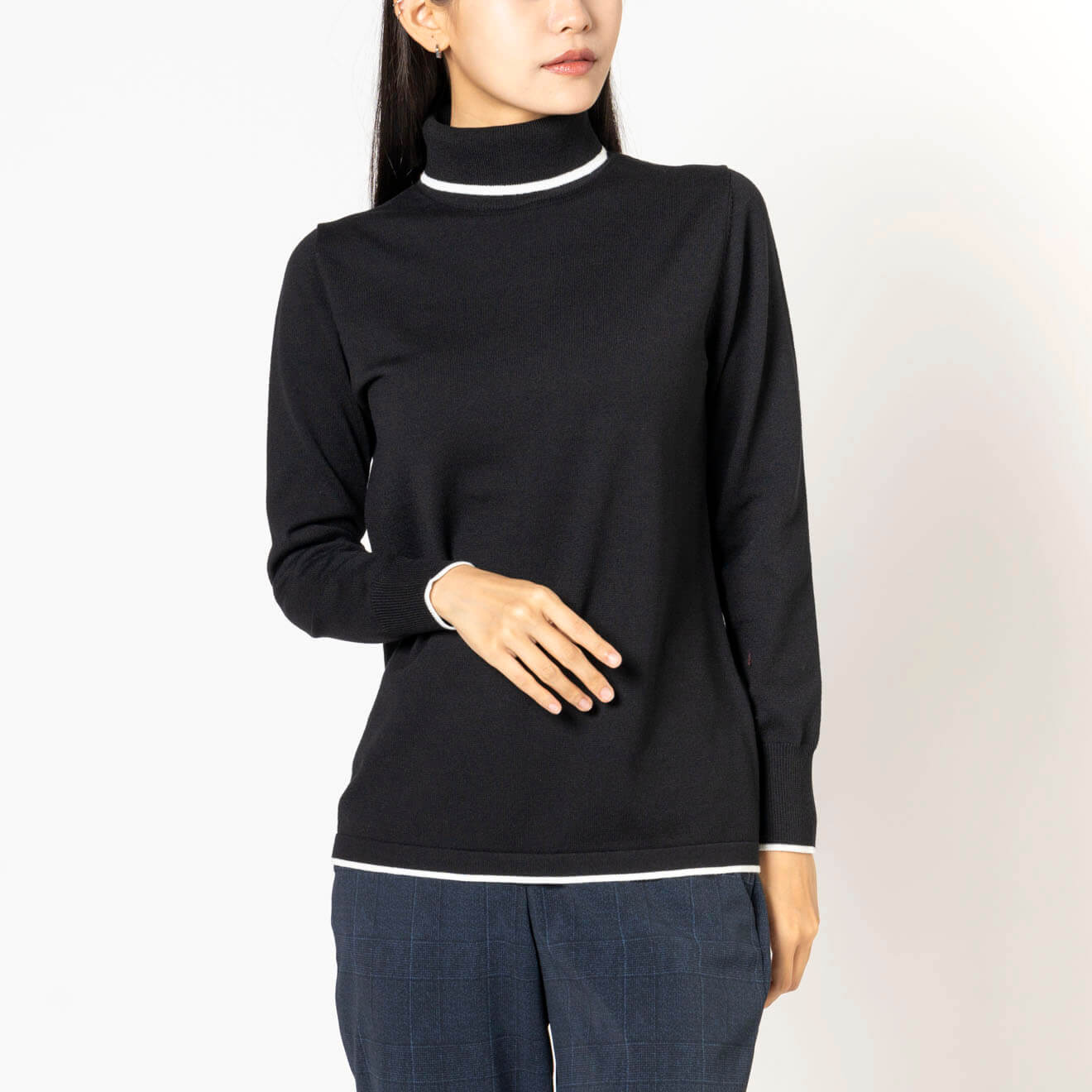タートルネックニット ブラック
