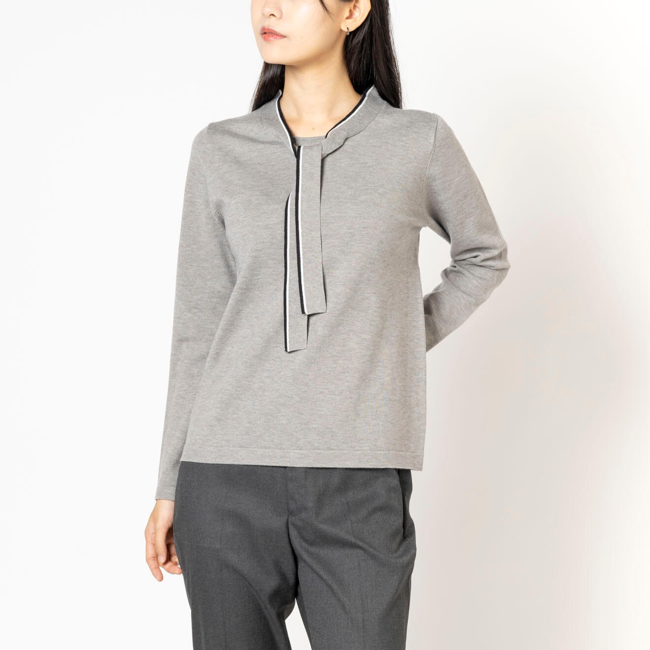 ボウタイニット グレー