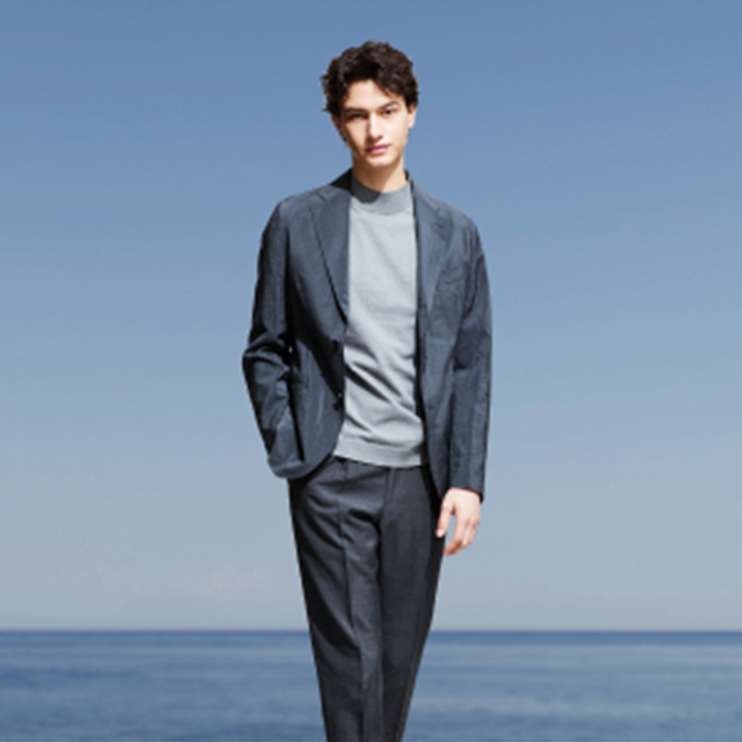 生地重量150g/mの超軽量高機能素材を使用したセットアップ