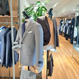 【”きちんと”見える新作ジャージースーツ】ONLY京都北山店